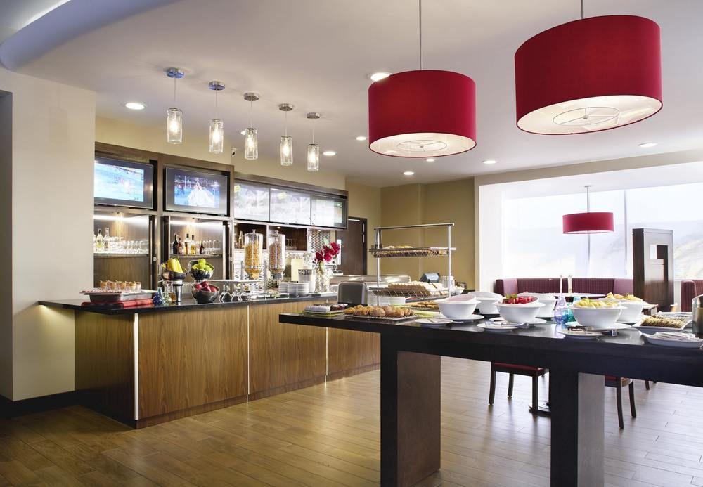 Courtyard By Marriott הרמוסיו מראה חיצוני תמונה