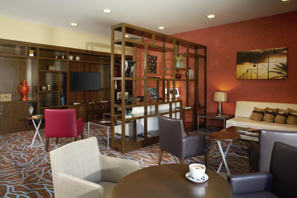 Courtyard By Marriott הרמוסיו מראה חיצוני תמונה