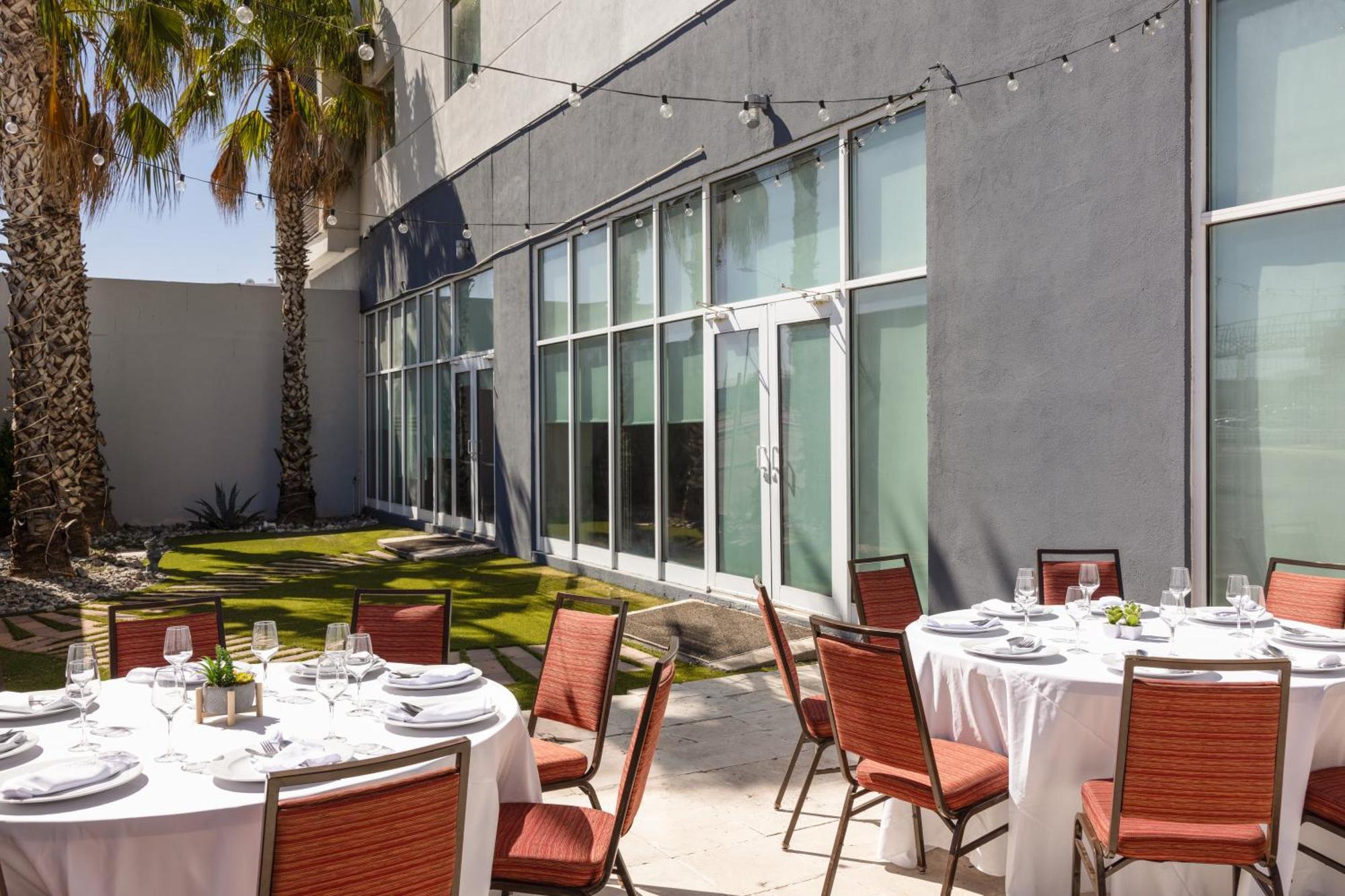 Courtyard By Marriott הרמוסיו מראה חיצוני תמונה