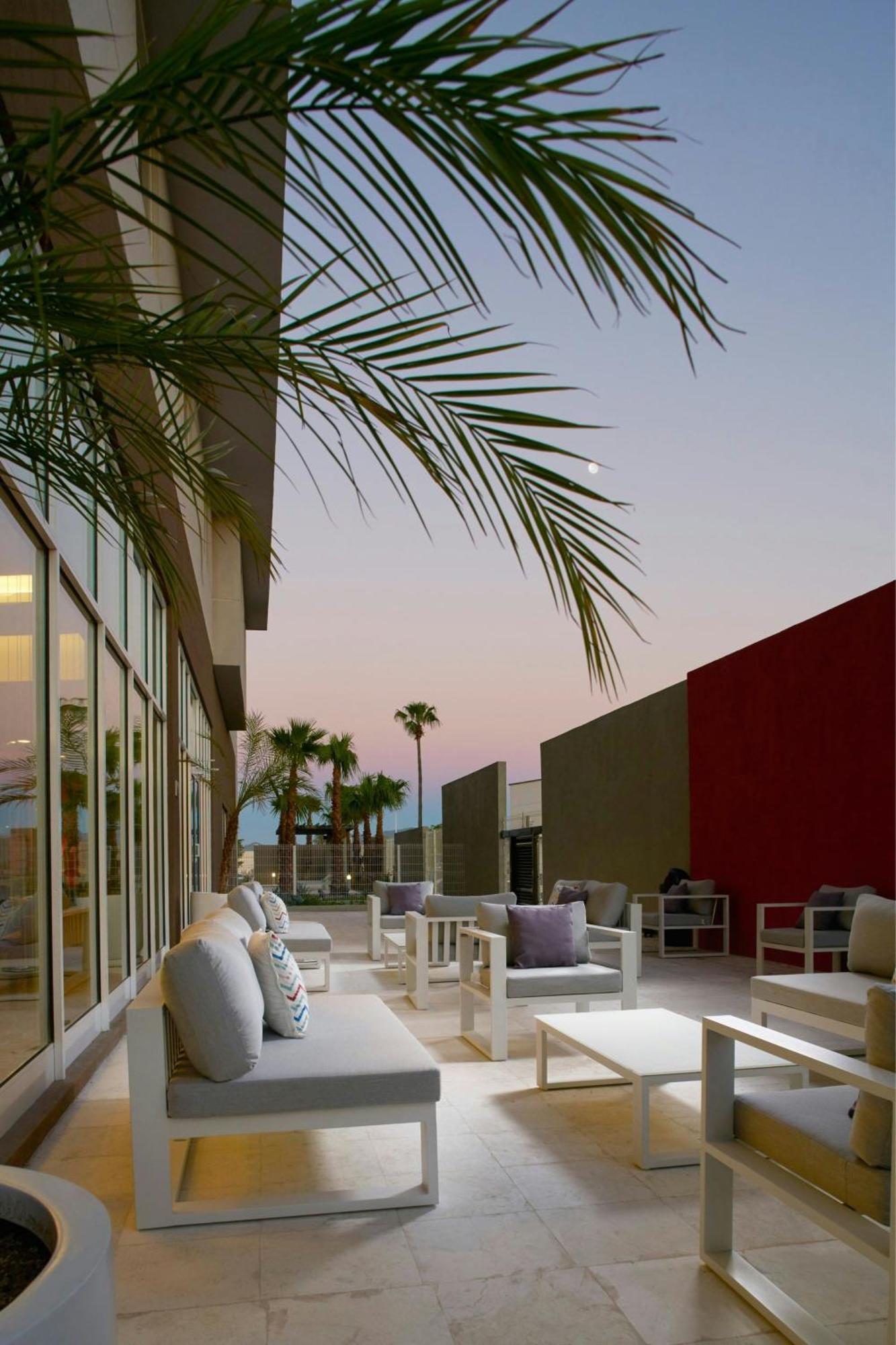 Courtyard By Marriott הרמוסיו מראה חיצוני תמונה