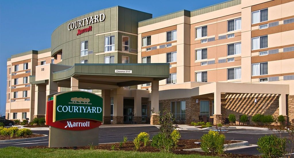 Courtyard By Marriott הרמוסיו מראה חיצוני תמונה